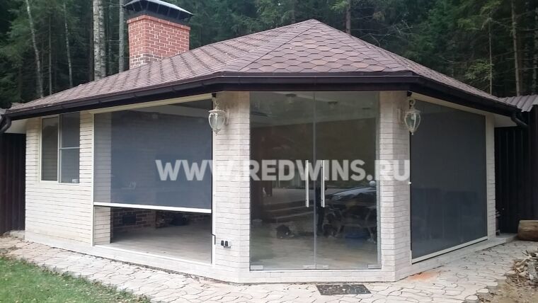 Photo 1585559686530
